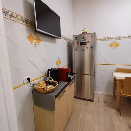Acton Apartman